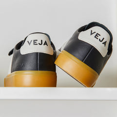 RECIFE LEATHER BLACK WHITE