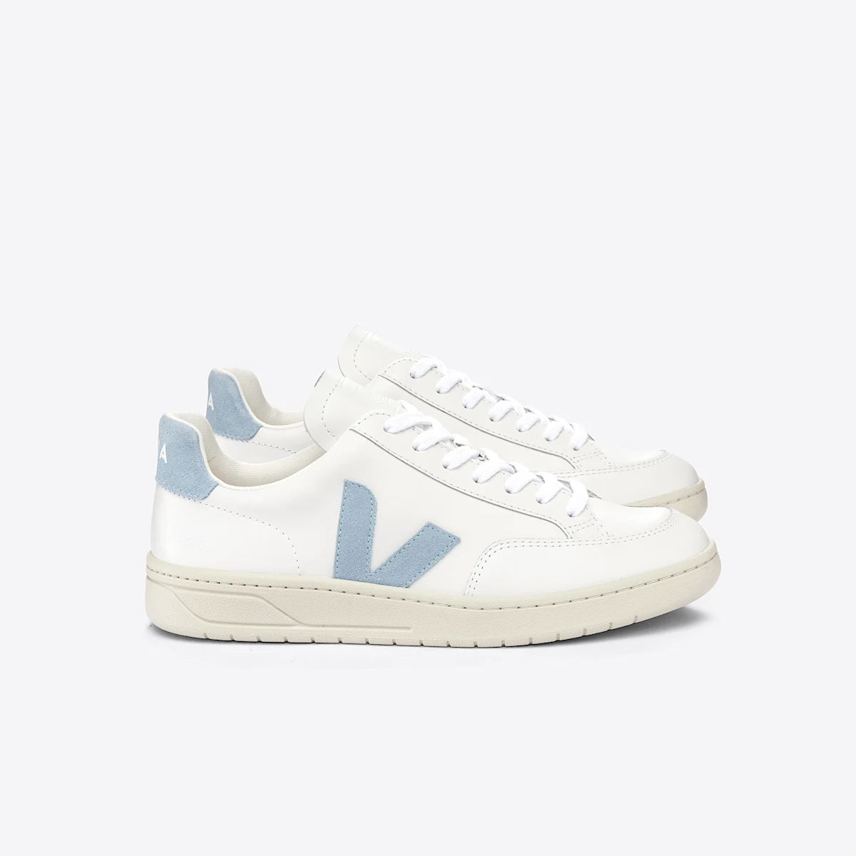 V-12 LEATHER WHITE STEEL