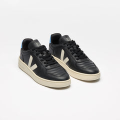 V-82 II GRAINED LEATHER BLACK PIERRE AQUA